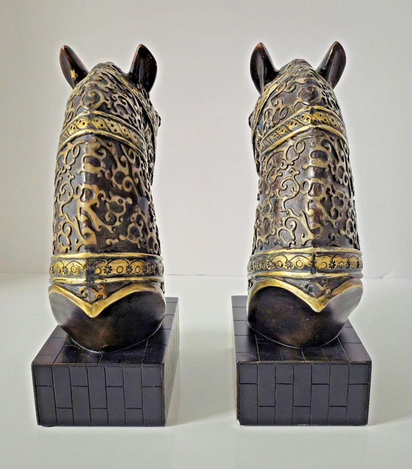 Vintage Pair of War Horse Knight Heads Sculpture/Bookends Tabletop Decor Art 11"